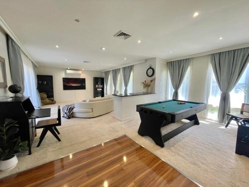 Brighton East House | Brighton Blissful - Family Poolside Villa Pool Spa Sauna