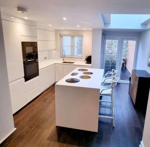 Montpelier House | Brighton Cottage By The Sea