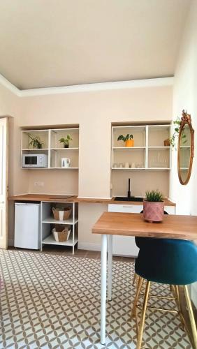 Vittoria Apartment | Brindisina Apartment
