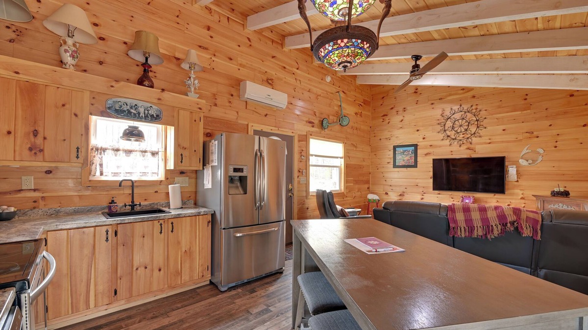 Frenchburg Cottage | Bring a Pet: Peaceful Frenchburg Cabin on 1 Acre