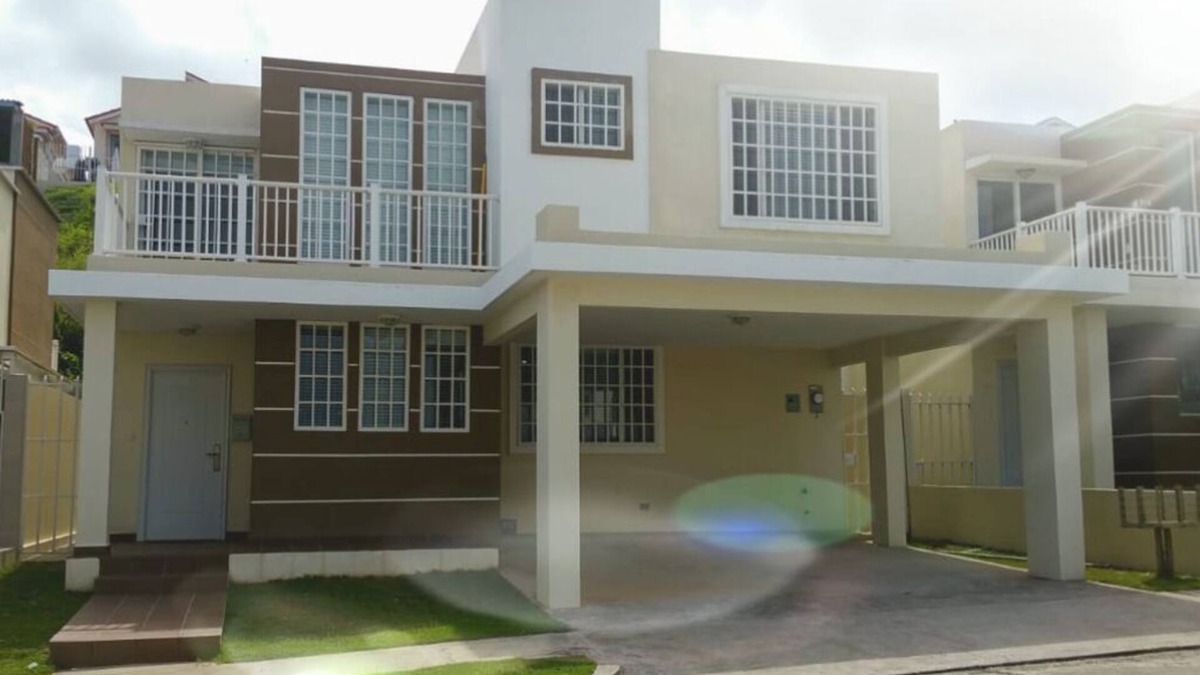 San Miguelito House | Brisas’s Point Home