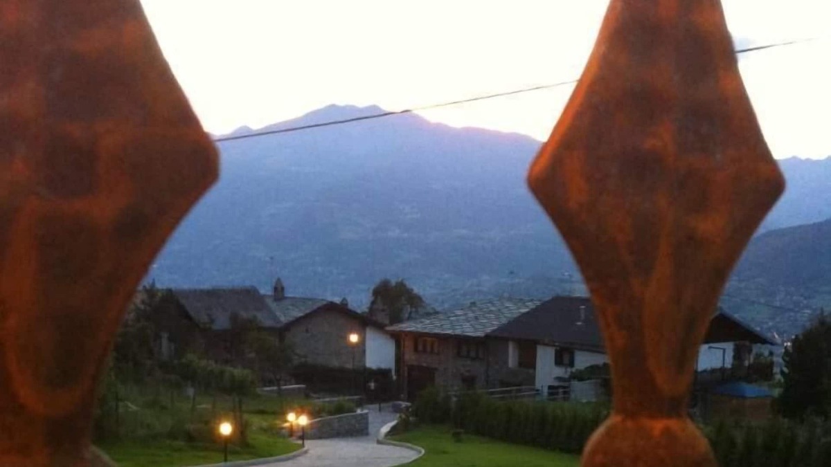 Grand Brissogne Cottage | Brissogne: Country Cottage / Gite - Brissogne