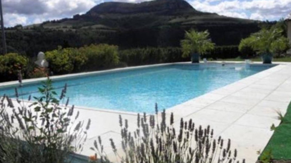 Marvejols Hotel | Brit Hotel Confort Marvejols