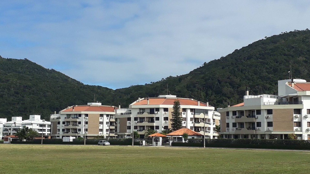 Ingleses Norte Apartment | British 50 meters from the beach -111
