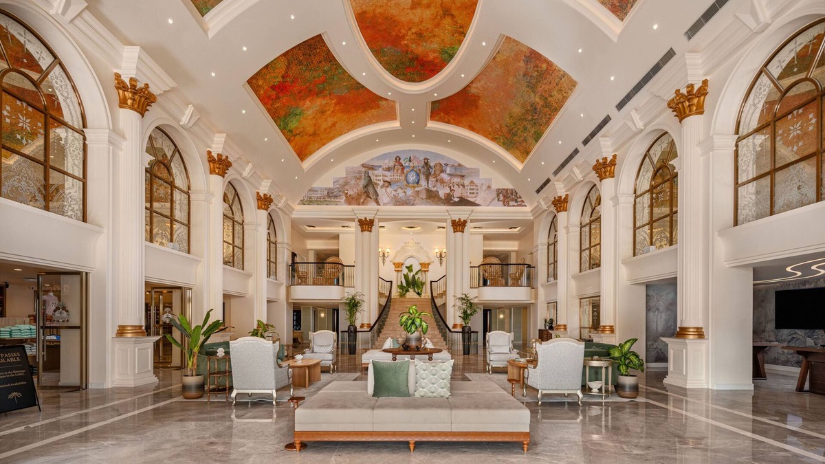 Downtown Nassau Hotel | British Colonial - Nassau