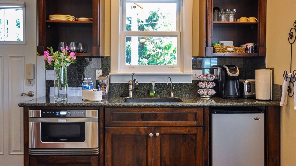 Jacksonville Cottage | Britt Cottage - Perfect Downtown Location