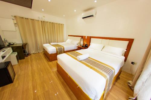 Tupi Hotel | Brittannika Golf Course Incorporated