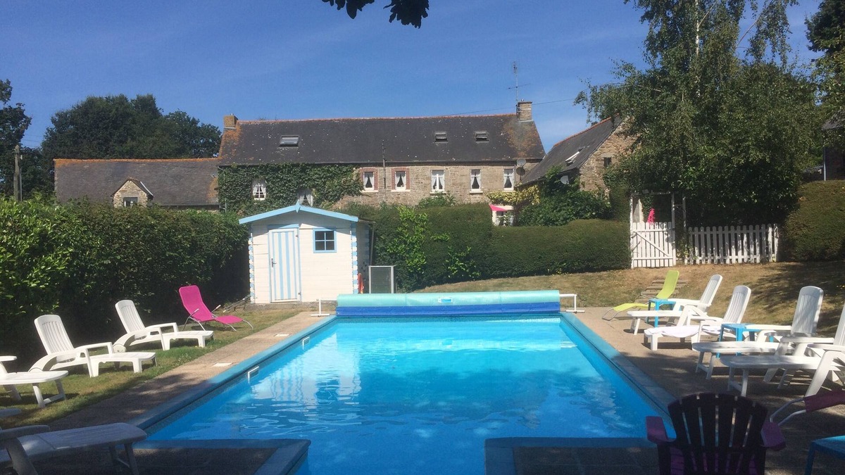 Plouguenast Cottage | Brittany Two Cottages Sleeps 10 Guests. Pet Friendly. Free Wifi. Heated Pool.