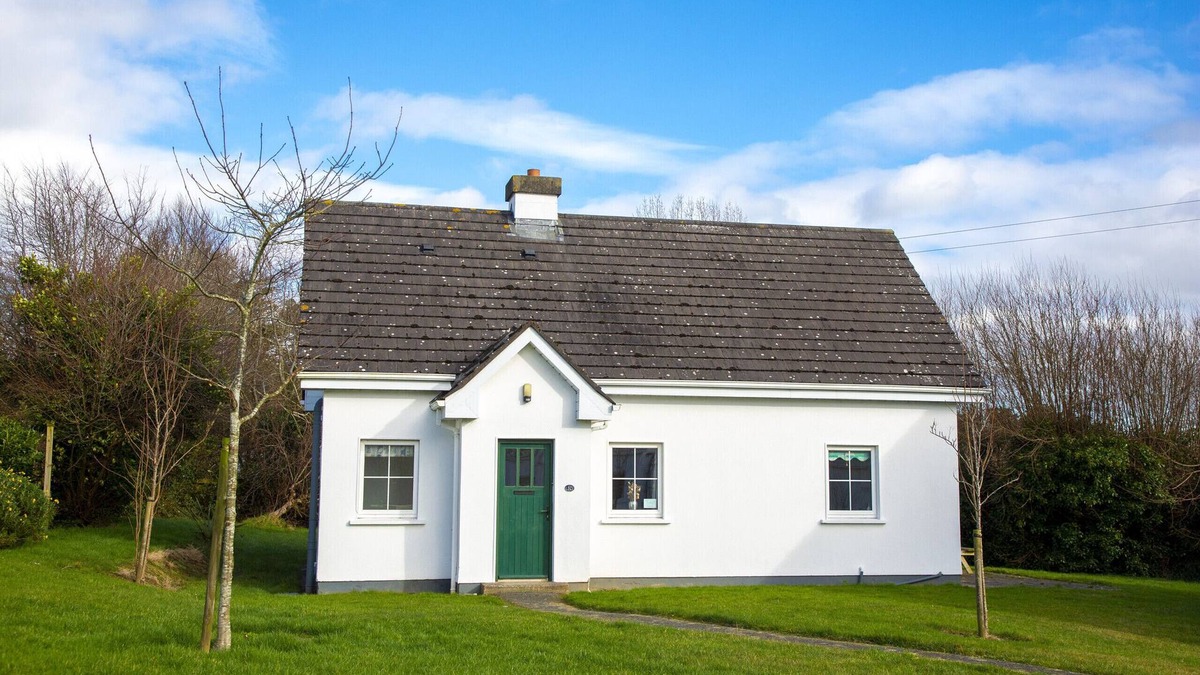 Brittas Bay Ski Chalet | Brittas Bay Holiday Village No.32