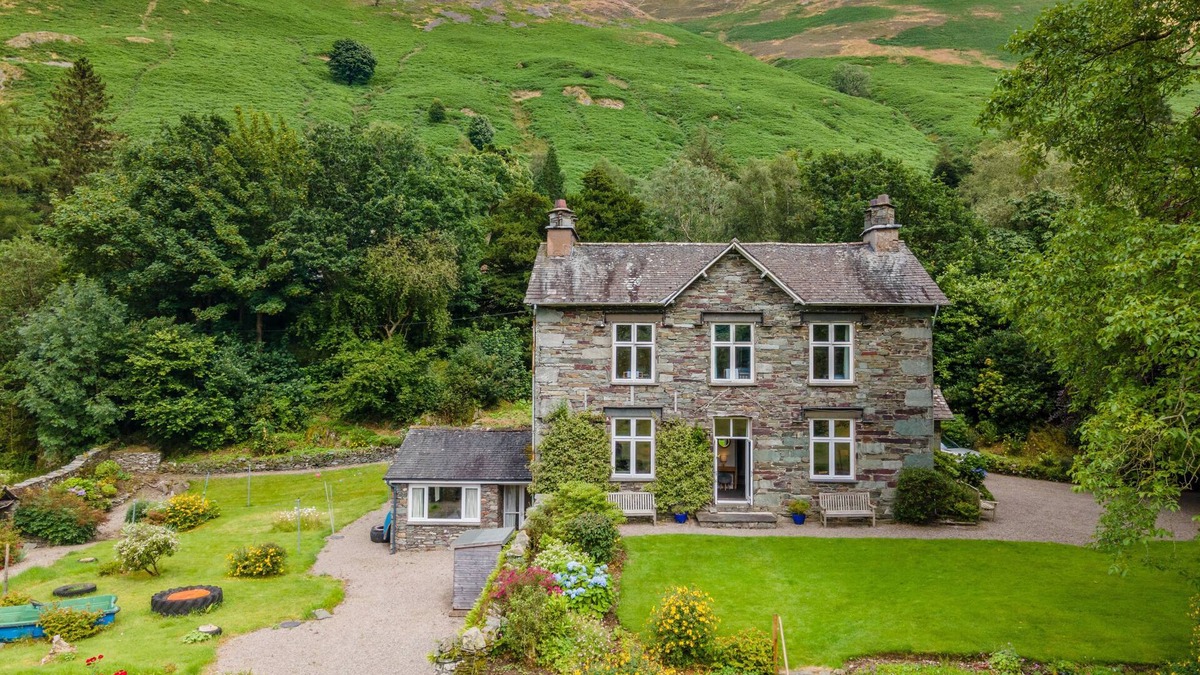 Penrith House | Broad How - Large house ideal for families or walking groups.