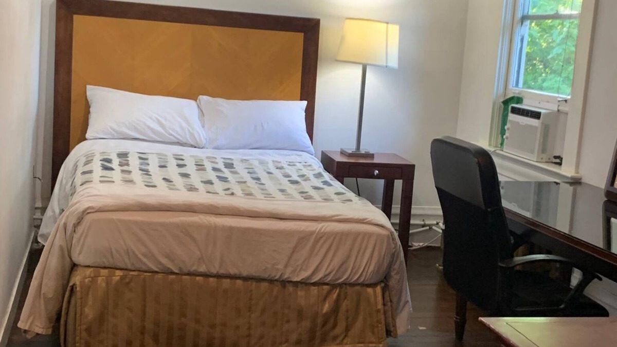 Mount Pleasant Villa | Broadway guesthouse