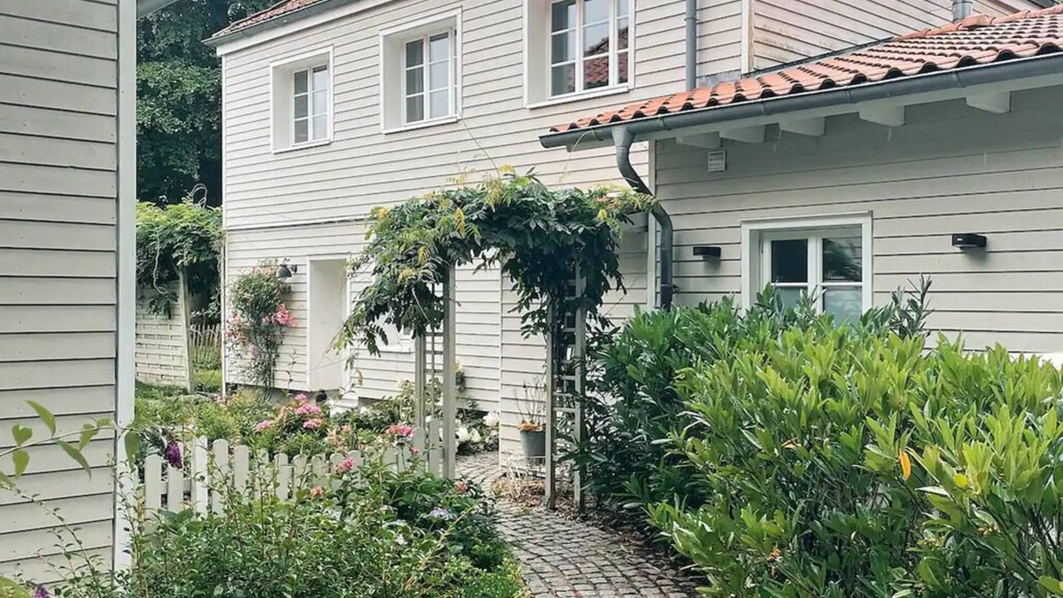 Rosengarten Cottage | Brocante-Style Cottage near Hamburg