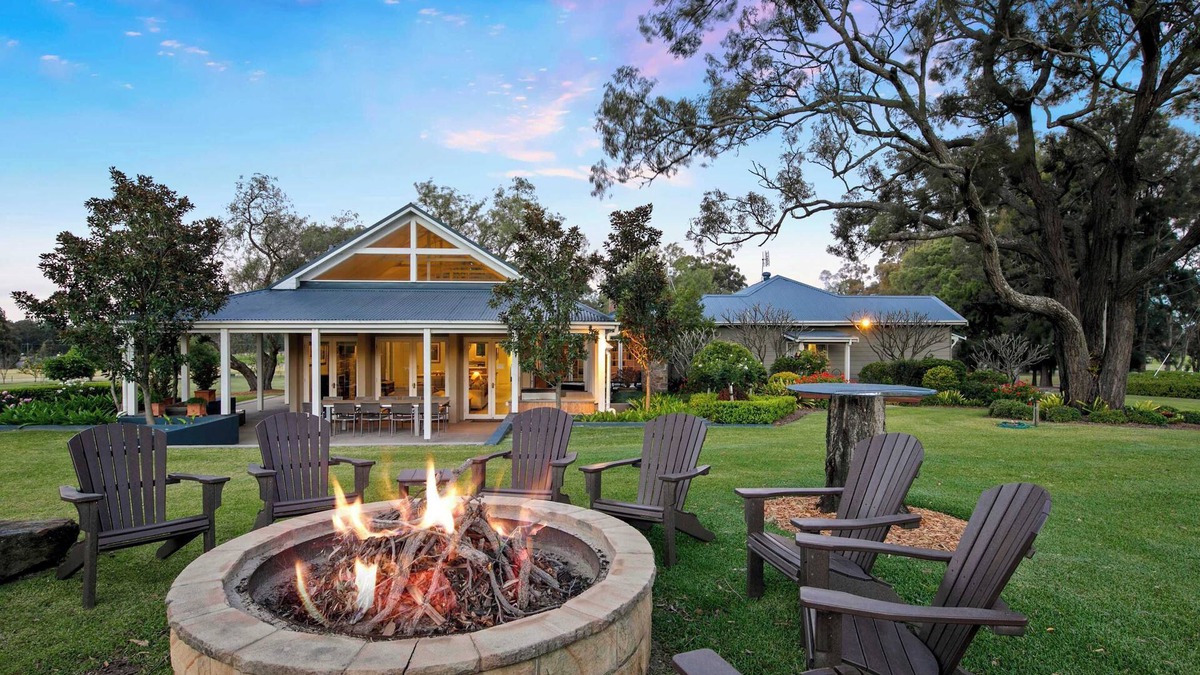 Pokolbin House | Brokenback Vineyard Homestead