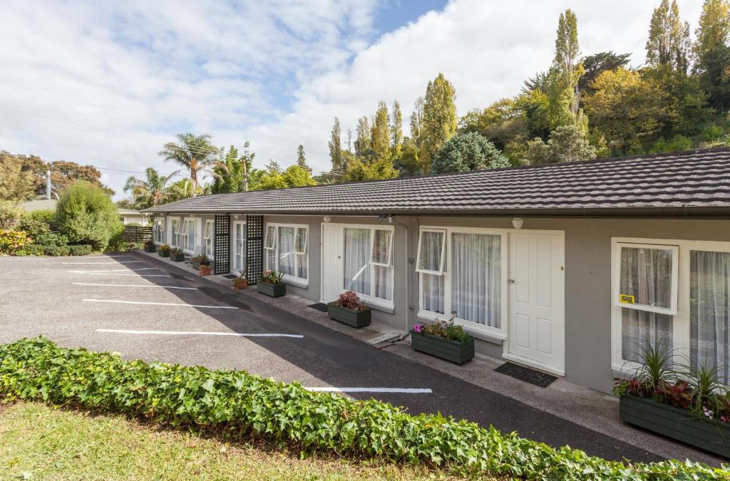 Thames Hotel | Brookby Motel