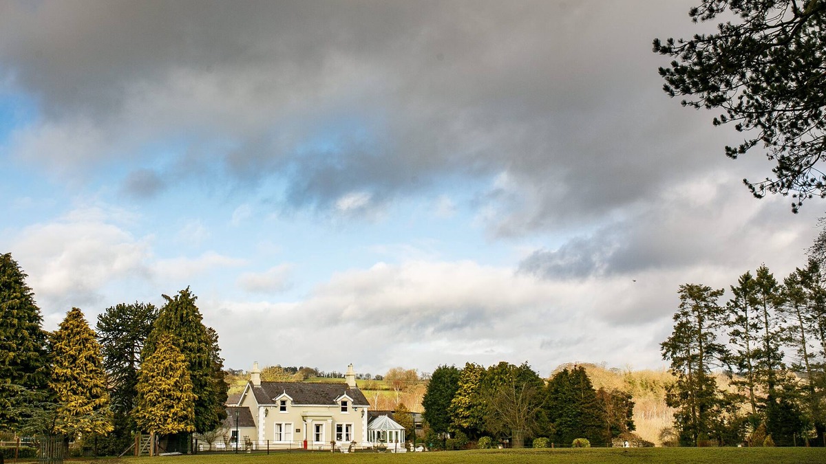 Lisburn Cottage | Brookhall Cottages
