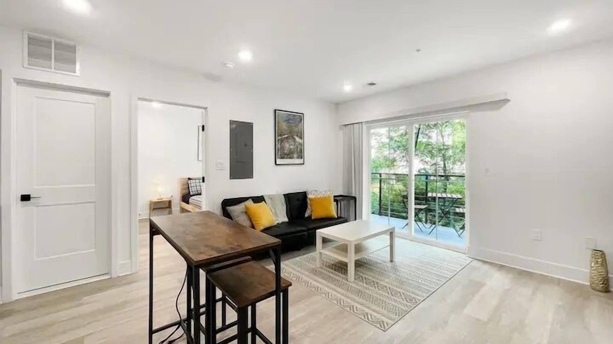 Brookland Bed & Breakfast | Brookland Home with Pleasant Views & Dining Spot