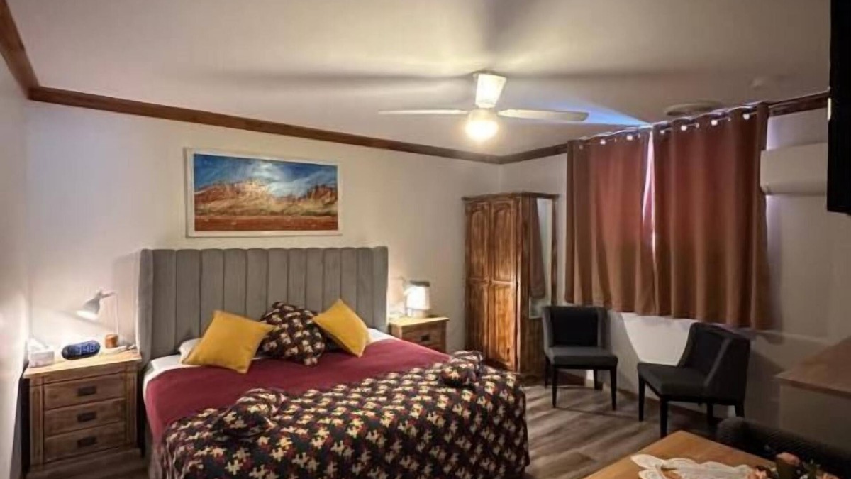 Brooklyn Hotel | Brooklyn Motel
