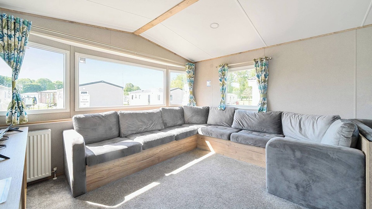 Great Billing Cottage | BROOKSIDE BLISS - BILLING AQUADROME in Billing Aquadrome Holiday Park