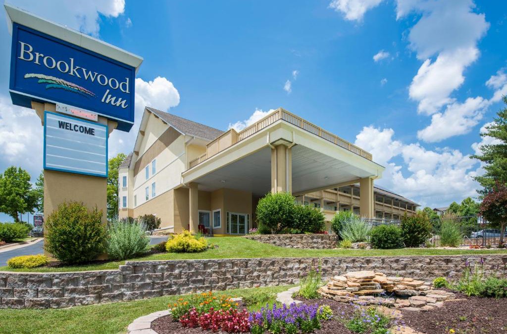 Branson Hotel | Brookwood Inn Branson