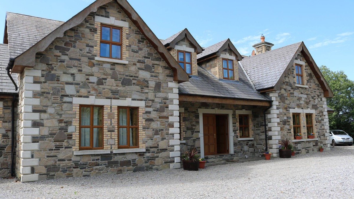 Moone House | Broomfield Lodge - Premium Accommodation