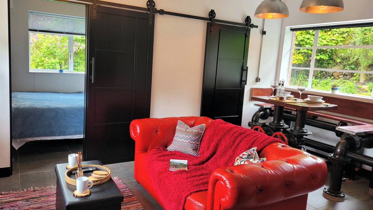 Coalbrookdale House | Broseley,Ironbridge Gorge,Entire house, air-conditioning,Pet friendly,Enclosed