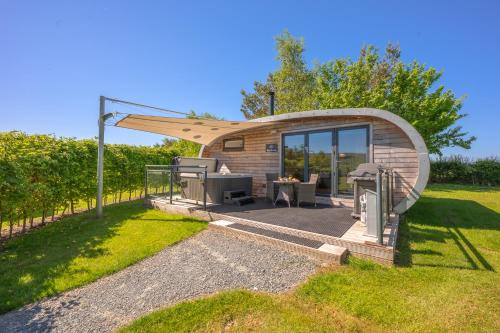 Cowan Bridge Apartment | Brownthwaite Luxury Pod with Hot Tub at Fell View Park Kirkby Lonsdale