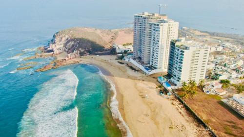 Cerritos Apartment | Brujas Tower Beach Resort
