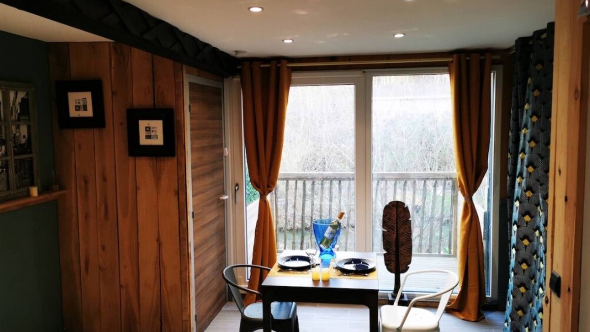 Longfosse Condo | Brushwood