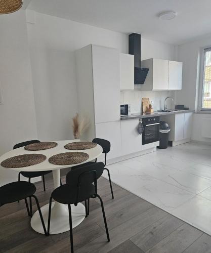Evere Apartment | Brussels apartment with terrace 2