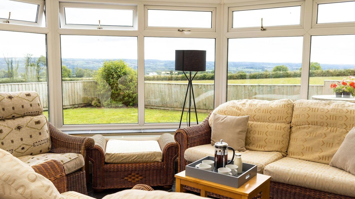 Whitland Cottage | Bryniago, Clynderwen