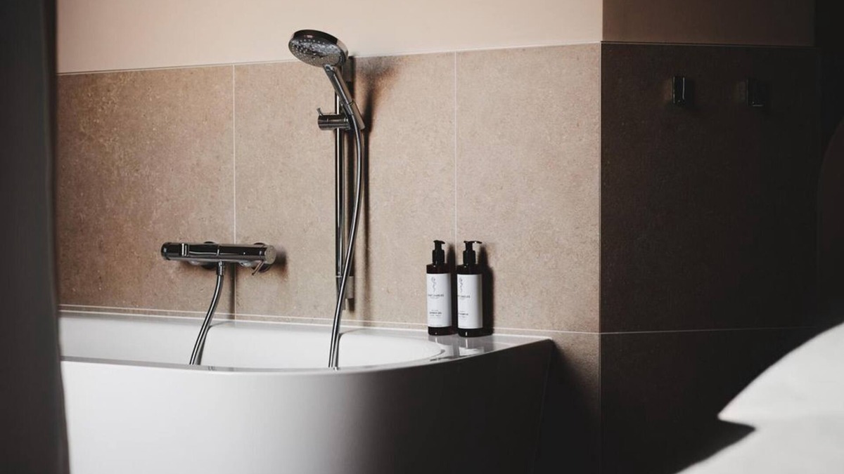 Loretto House | Bubble Bath Suite - Das Salz