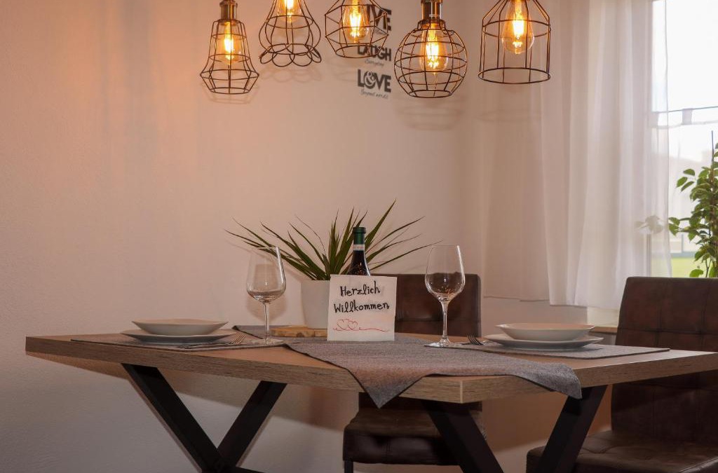 Fichtelberg Apartment | Buchen Blick - Ruhige moderne Ferienwohnung 82qm.
