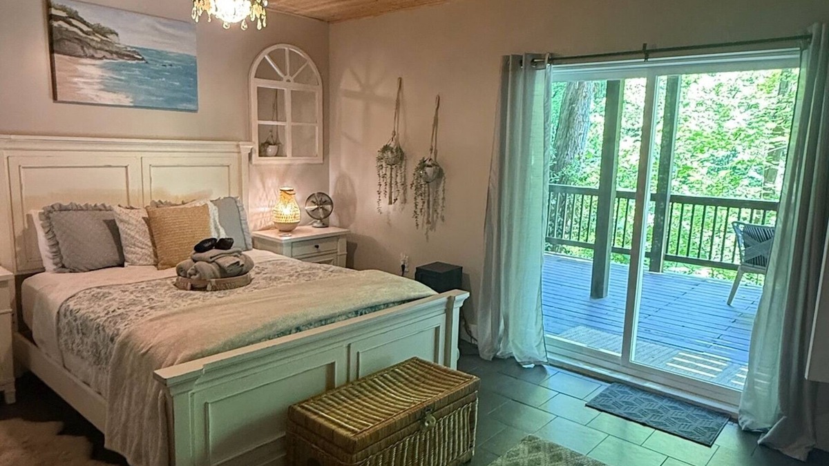 Millersport Cottage | Buckeye Lake Canal Cottage