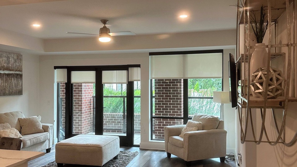 Buckhead Apartment | Buckhead Escape 1BR + Den + Balcony & Pool View