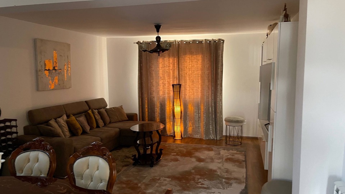 Sucevita Villa | Bucovina-MountainHouse-5BR-Fireplace-HotTub-WiFi