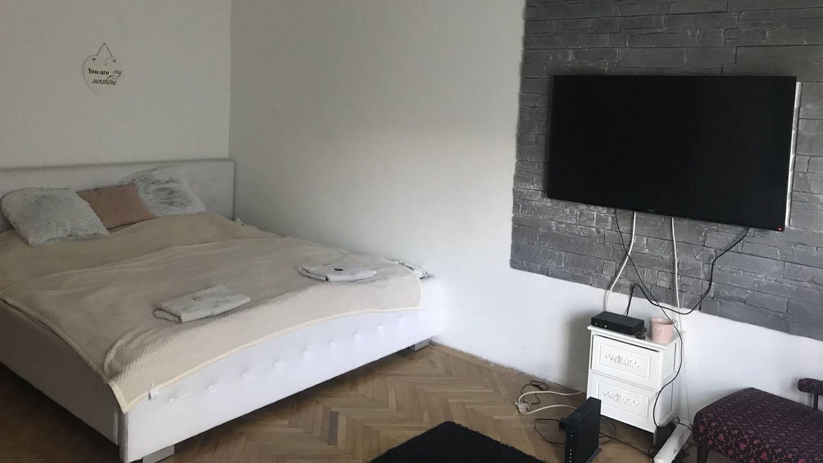 Obuda Apartment | Buda Flat is close to River Danube and public transport