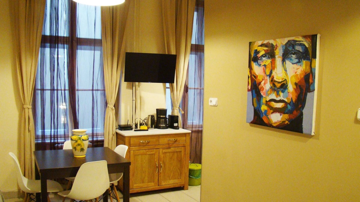 Belvaros - Lipotvaros Apartment | Budapest: Budapest apartment in the center