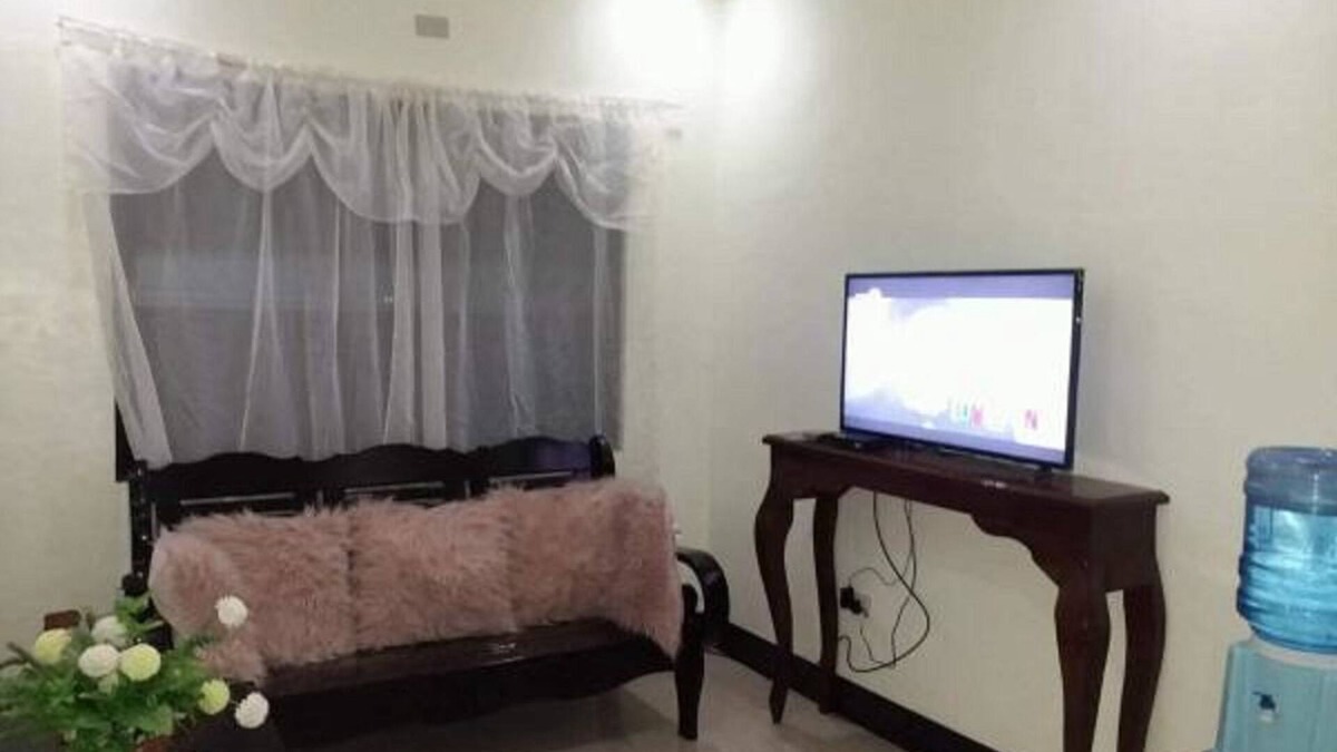 Guindulman Hotel | Budget Accommodation in Guindulman Bohol (near Anda Bohol, Candijay Falls)