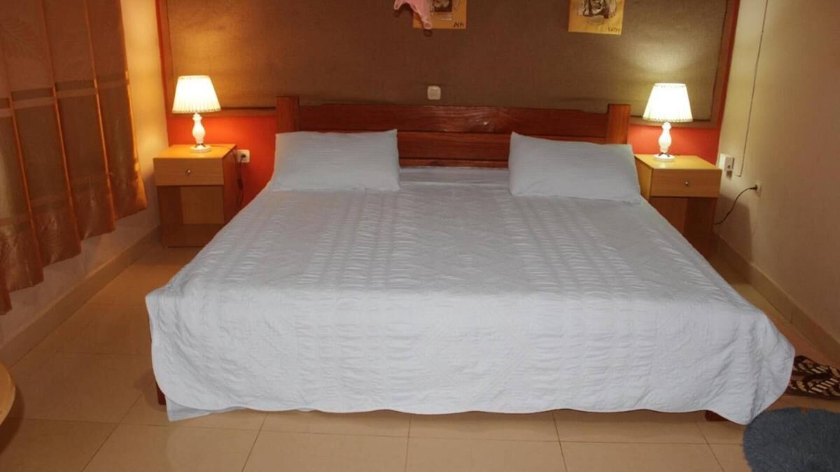 Kibuye House | Budget Double Room in luxurious Delta Resort