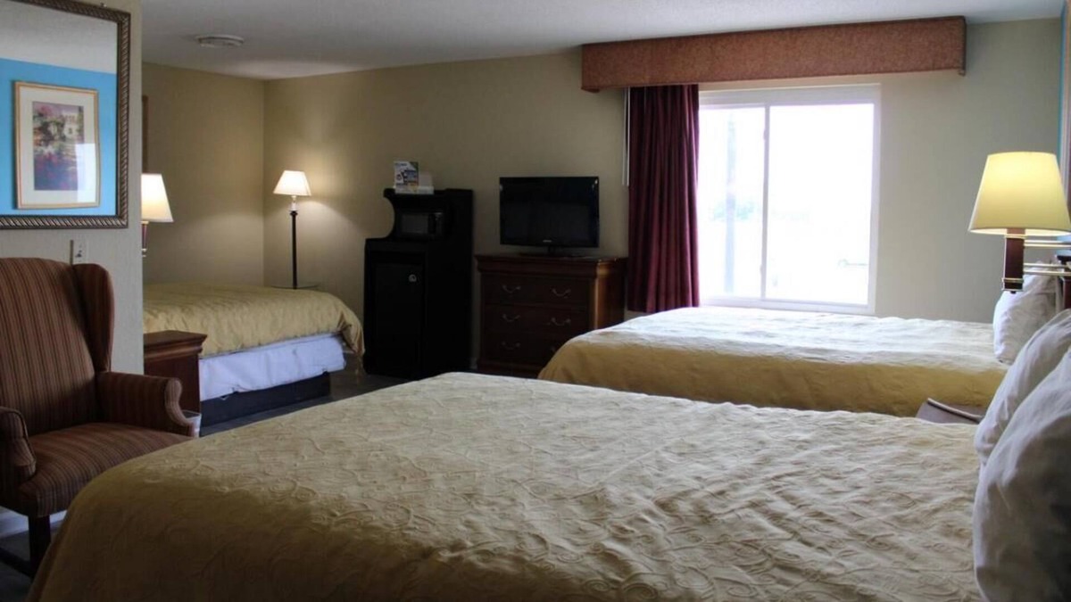 Mount Vernon House | Budget-Friendly Travel in Mount Vernon! Stay Minutes from Brittlebank Park!
