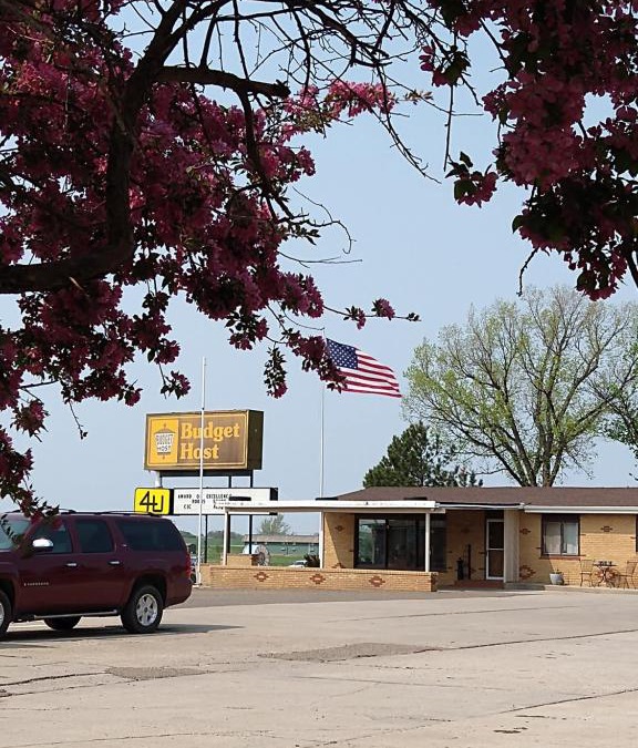 Bowman Hotel | Budget Host 4U Motel