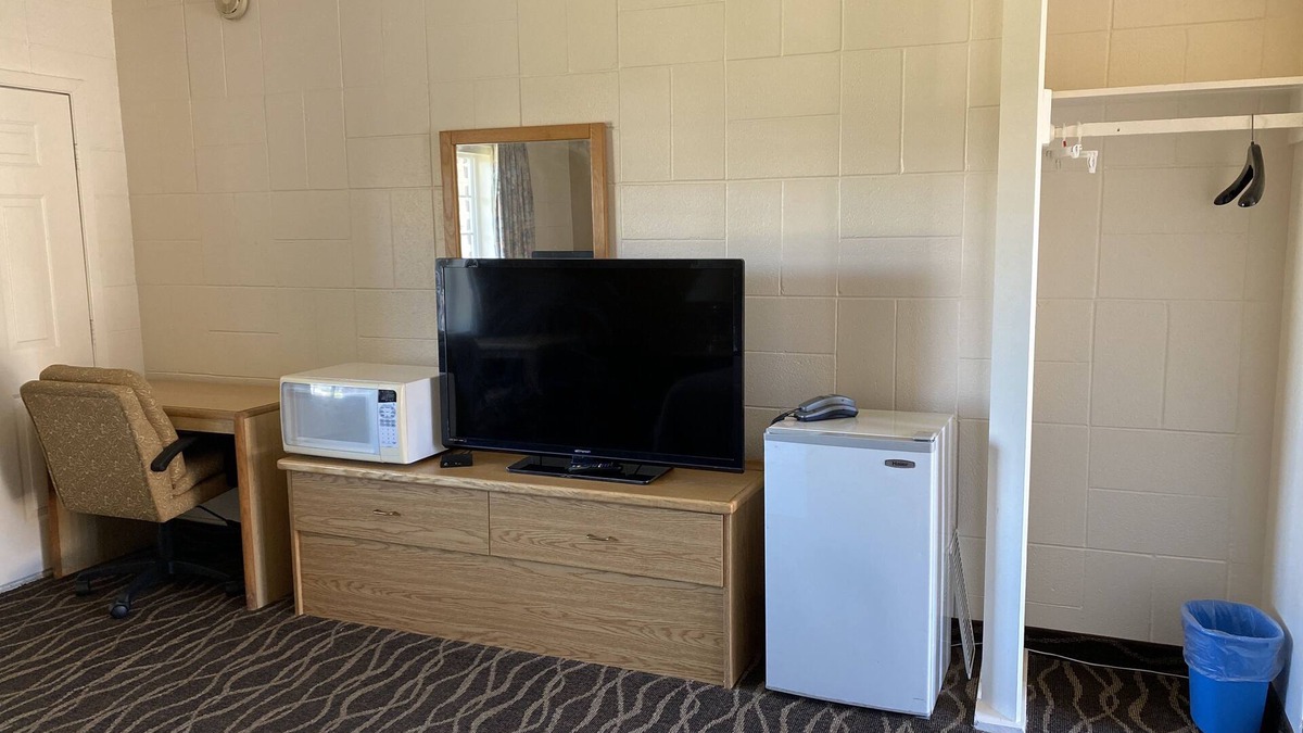 Woodburn Hotel | Budget Inn Motel