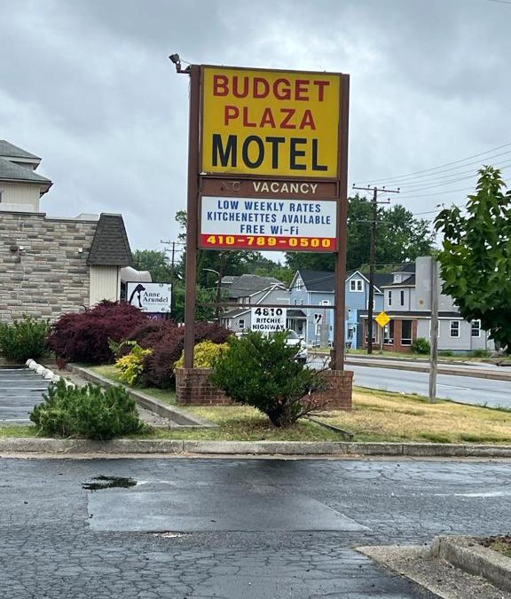 Brooklyn Hotel | Budget Plaza Motel