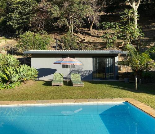 Araras House | Buena Vista - Casa e suítes - Vistas deslumbrantes em Petrópolis