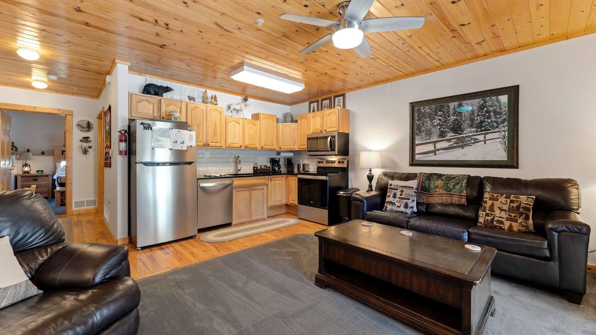 Fall River Estates Condo | Bugle Pointe B04 River View!