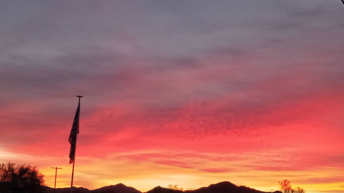Quartzsite House | Building with heat, AC, kitchenette, fitness room, WiFi in welcoming Quartzsite
