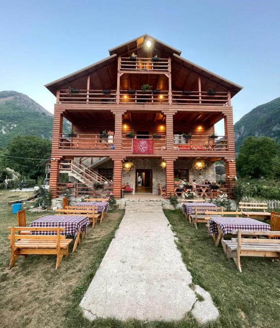Theth House | Bujtina Dreni