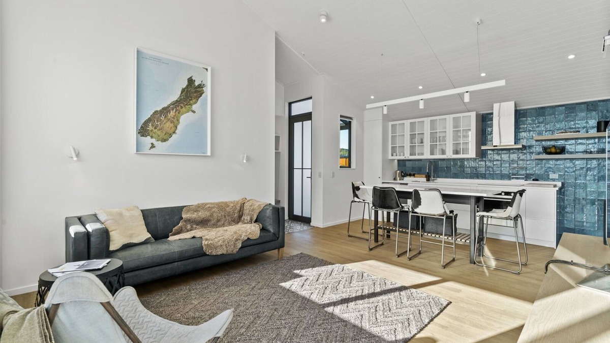 Wanaka House | Bull Ridge Escape - Wanaka Holiday Home