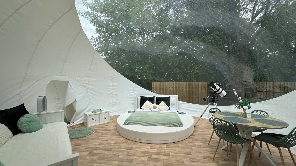 Crecy-sur-Serre Cabin | Bulle xxl Au domaine du pré dieu