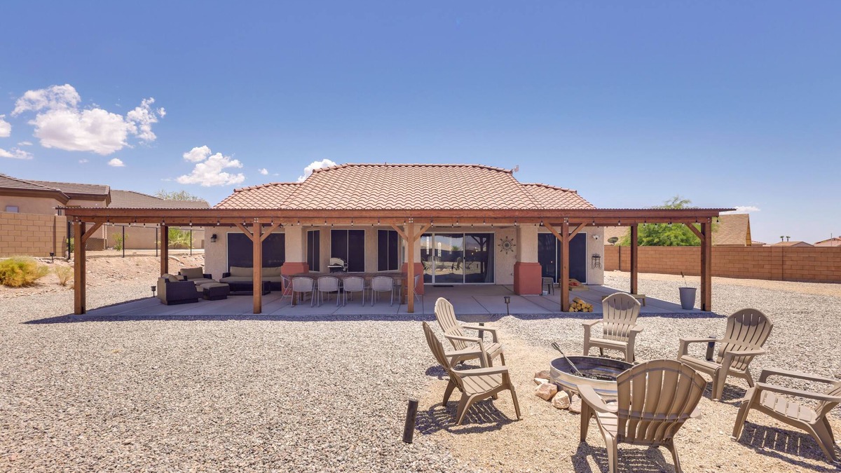 Sunridge Estates House | Bullhead City Oasis w/Fire Pit + Mtn View!